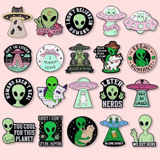 การ์ตูนคนต่างด้าวเข็มกลัดสร้างสรรค์ยานอวกาศป้ายโลหะข้อความตล…