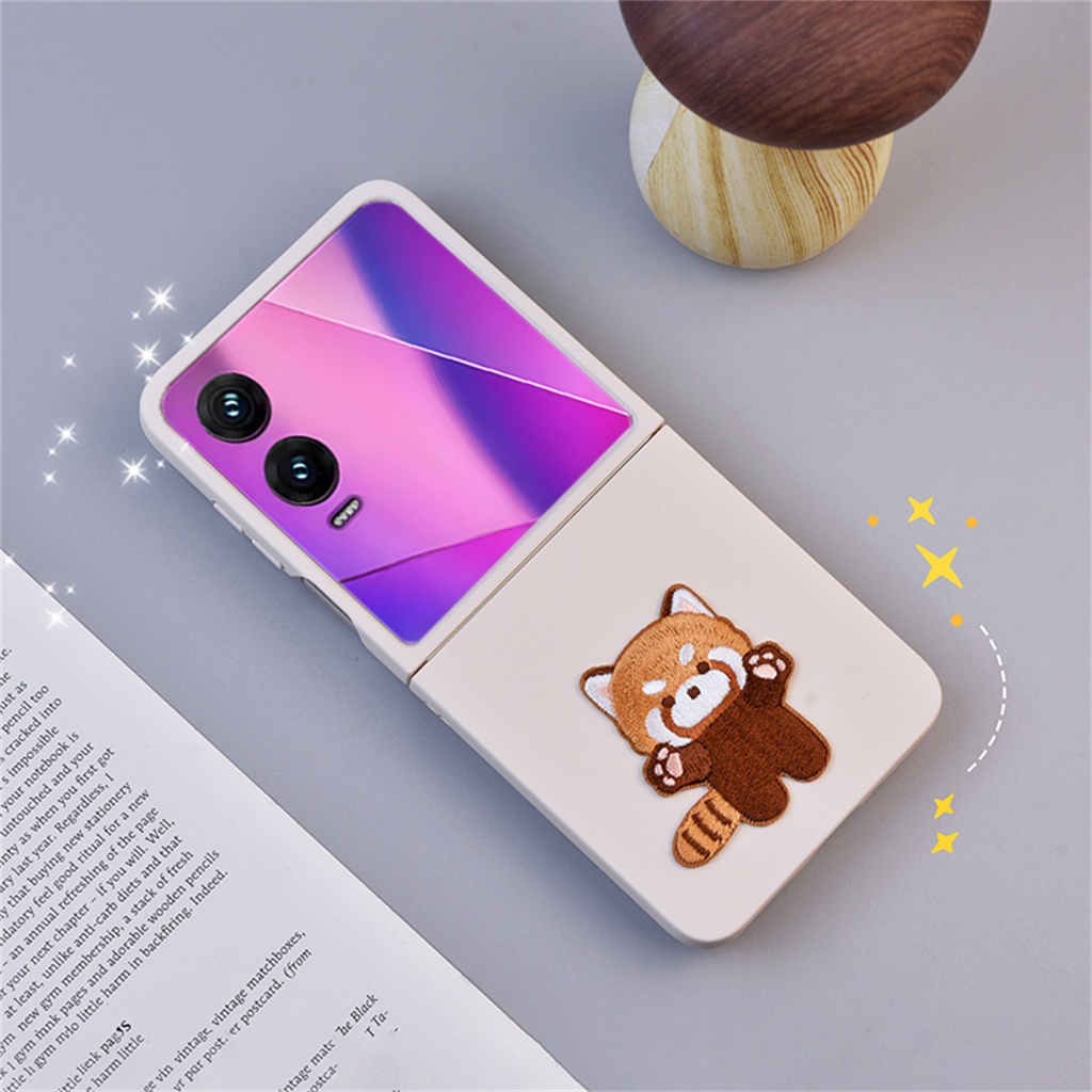 เคสโทรศัพท์สีขาวโบราณหมีน่ารักน่ารักตลกพร้อมเชือกแบบพกพาสําหรับ Infinix Zero Flip Infinix Zero Flip ฝาหลัง