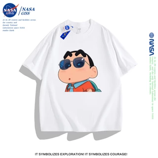NASA เสื้อยืดชายหญิงแขนสั้น สตรีทฮิปฮอป summer เครยอนชินจัง เสื้อยืด พิมพ์ลาย คอตตอน คอกลม หลวมและระบายอากาศ