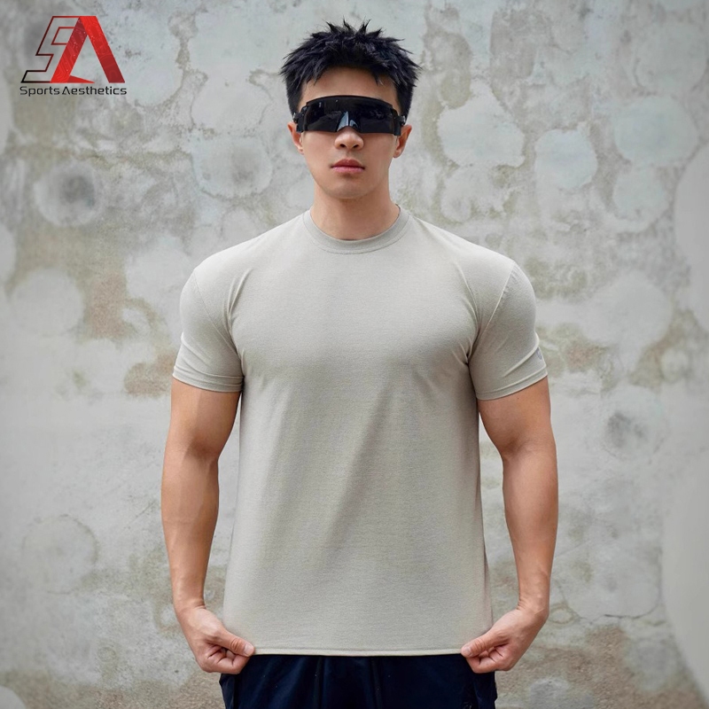 ผู้ชายฟิตเนสกีฬาแขนสั้นเสื้อใหม่ยืดหยุ่น ค อีกครั้ง สบายๆวิ่งการฝึกอบรมประเดิม