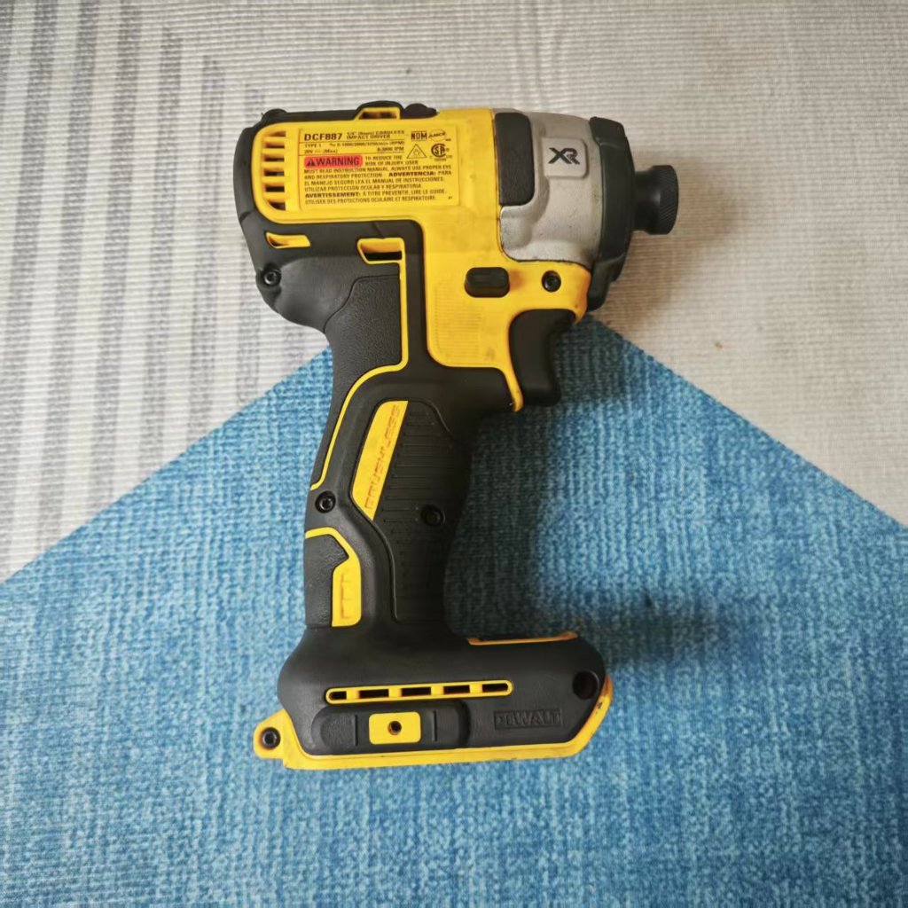 Dewalt DCF887 IMPACT DRIVER (มือสอง)