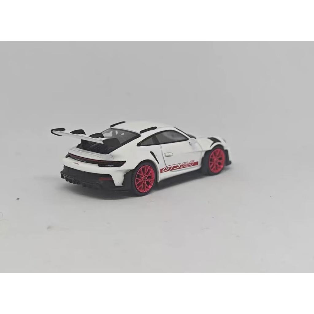MINI GT Porsche 911 GT3 RS โมเดลรถโลหะผสมสีขาว 1: 64 สเกล มาพร้อมล้อ Pyro Red, Visual Effect ยอดเยี่