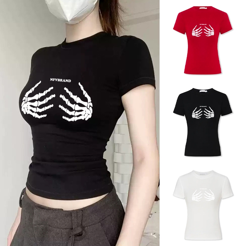 【จัดส่งตลอด 24 ชั่วโมง】🔥BCKR ลายมือกระโหลก สั้น เข้ารูป เสื้อผญ เสื้อ💀ชุดหน้าร้อน เซ็กซี่ สาวแซ่บ เข้ารูปเอวสวน เสื้YG2430