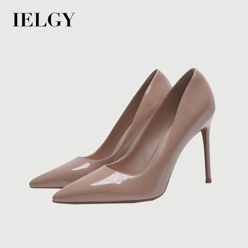 IELGY รองเท้าส้นสูงเปลือยผู้หญิง 2025 อารมณ์สีดําหนังสิทธิบัตรรองเท้าเดียวส้นกริช