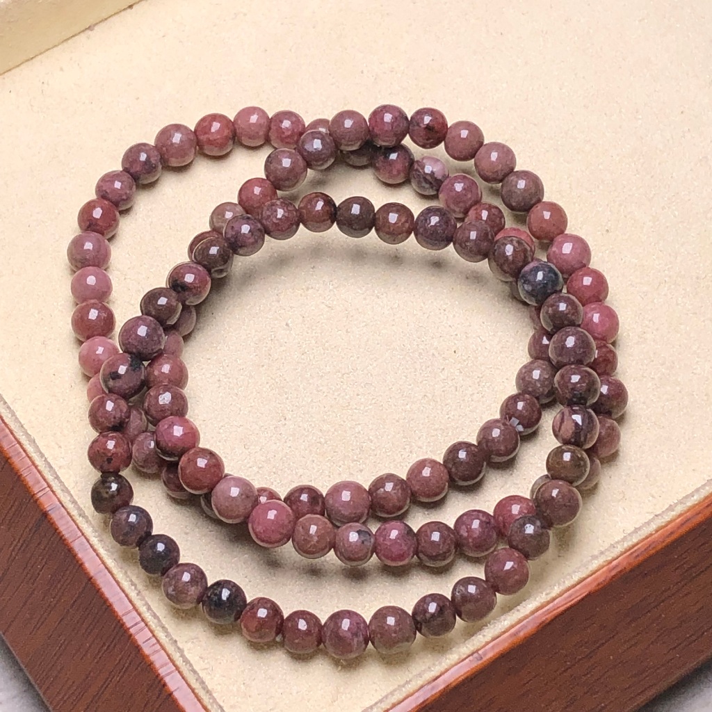 สร้อยข้อมือโรไดไนท์ธรรมชาติ 5 มม. - Roseate Reverie