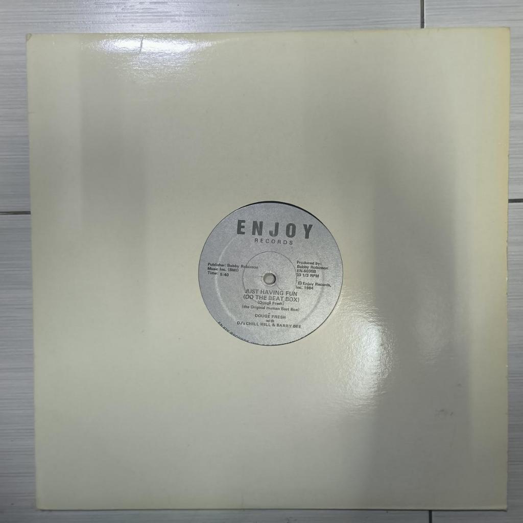 Douge Fresh พร้อมดีเจ Chill Will* & DJ Barry Bee* – แค่กองสนุก 	Beatbox ไวนิลฮิปฮอป lp