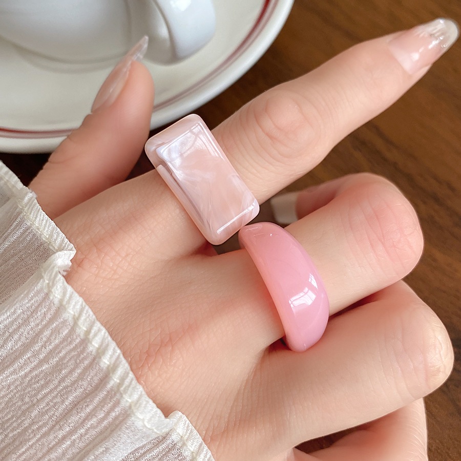 ชุดแหวนอะคริลิคแบบไม่สม่ำเสมอเรขาคณิต สำหรับคนชอบสไตล์โดดเด่น - รูปที่ 6