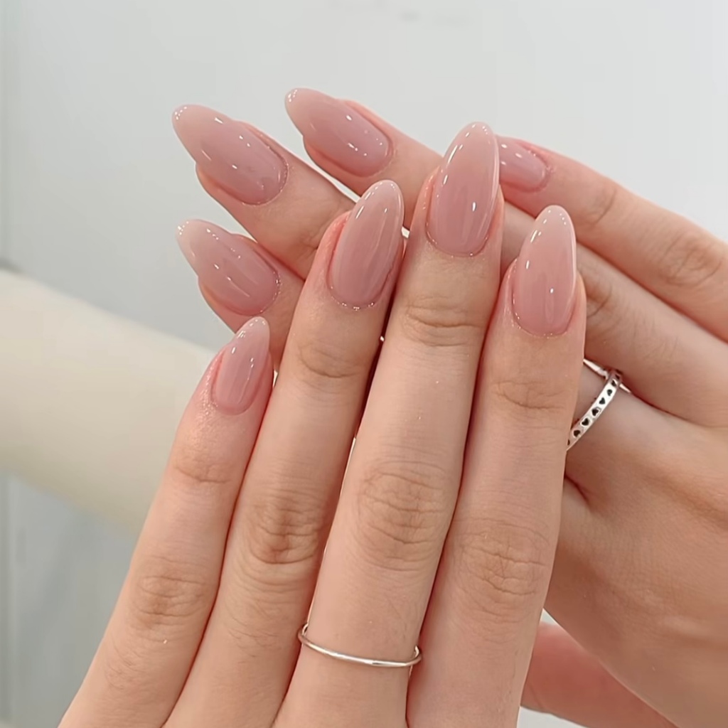 สีทึบยาวเรียบง่าย ins Almond Daily Nails Patch แต่งเล็บสีนู้ดธรรมชาติ