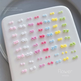 Rou Bao 100 ชิ้นเล็บผสมดอกไม้ห้ากลีบสีสันสดใส Girly เล็บเรซิน Art DIY Charms ตกแต่ง