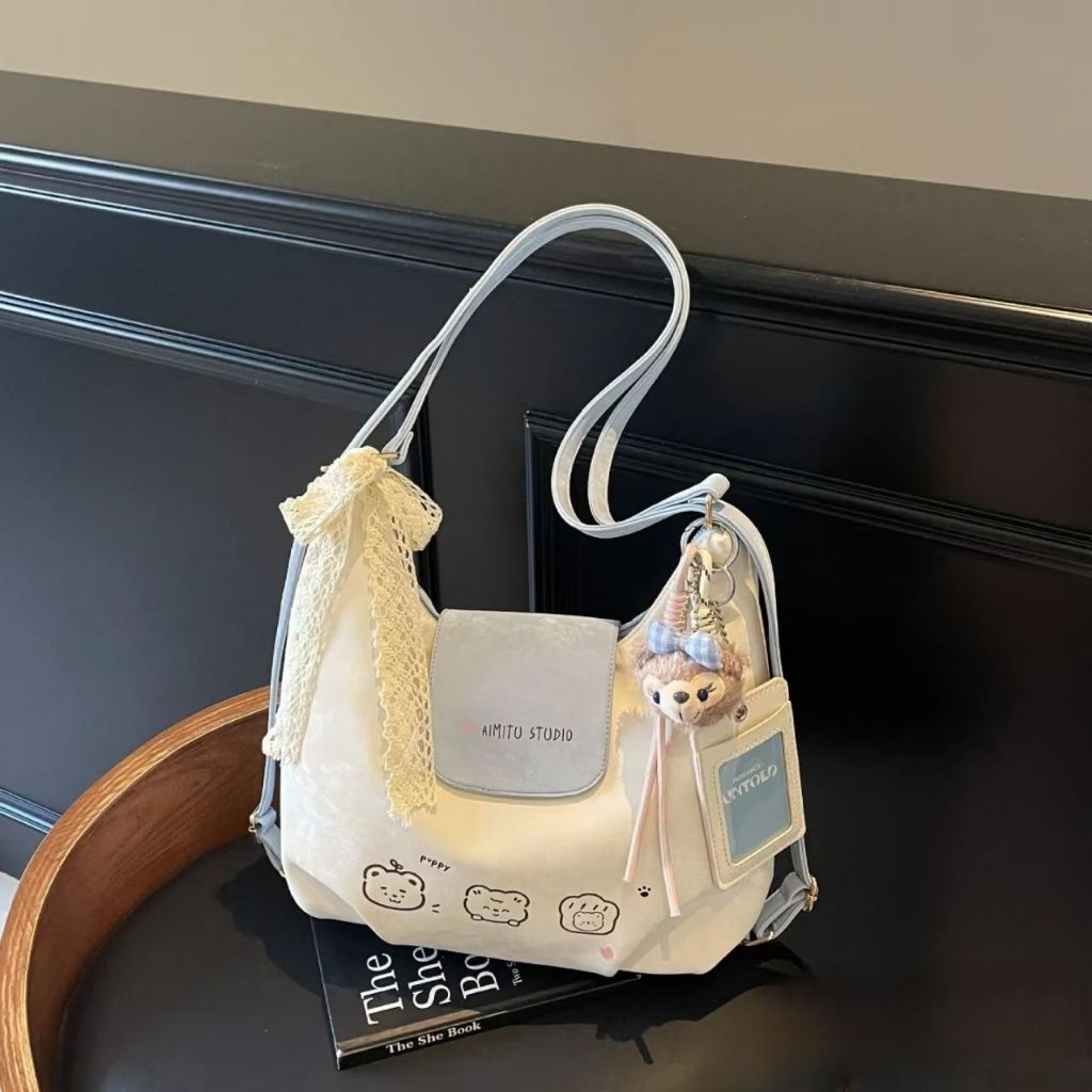กระเป๋าสตรี ใหม่แฟชั่นไหล่ขนาดใหญ่ความจุ Totes All-Match Commute Niche กระเป๋าเป้สะพายหลังกระเป๋า