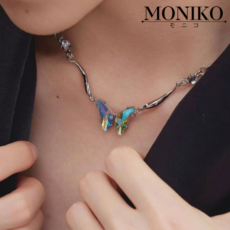 Moniko สร้อยคอผีเสื้อไททาเนียม สร้อยคอสไตล์แฟชั่นสีไล่เฉด ยูนิเซ็กส์