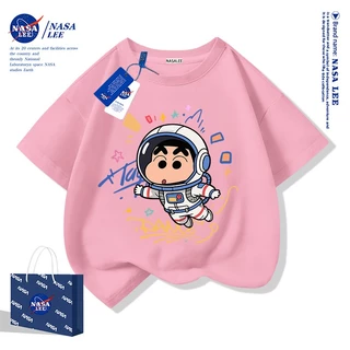 【สินค้ามีในสต็อก】เสื้อยืดเด็ก NASA สีขาว ผ้าฝ้าย 100% ลายชินจังนักบินอวกาศ (Crayon Shin-chan Astronaut)