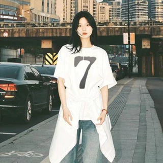 (Cotton 100%) เสื้อยืดชาย ผู้หญิง คอกลม สีดำ สีขาว วินเทจ แฟชั่นย้อนยุค ผ้าฝ้าย วัยผู้ใหญ่ ชุดคู่รัก พิเศษขนาดใหญ่ Cotton 100 % ลวดลาย seven ง003