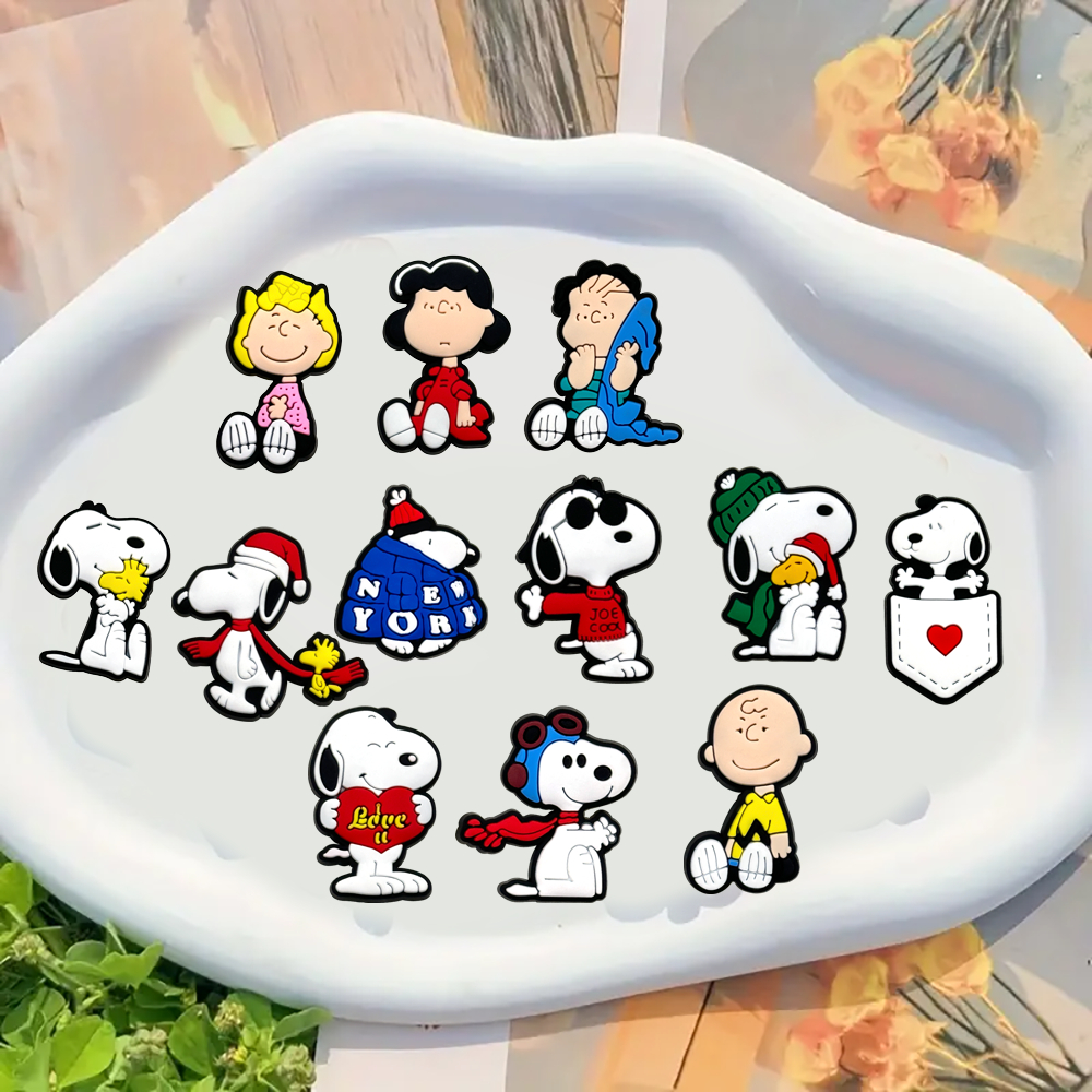 Hot MEIDJ 12 ชิ้นรองเท้า Charms การกําหนดค่าลูกสุนัขรองเท้าแตะหัวเข็มขัด PVC รองเท้าอุปกรณ์เสริมปุ่ม Pins