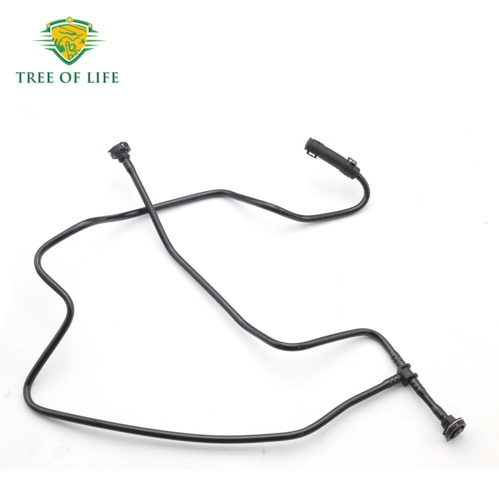 ก1665001391 เครื่องยนต์หม้อน้ําน้ํา Coolant Breather ท่อสําหรับ Mercedes-Benz GL350 GLE350d GLS350d 