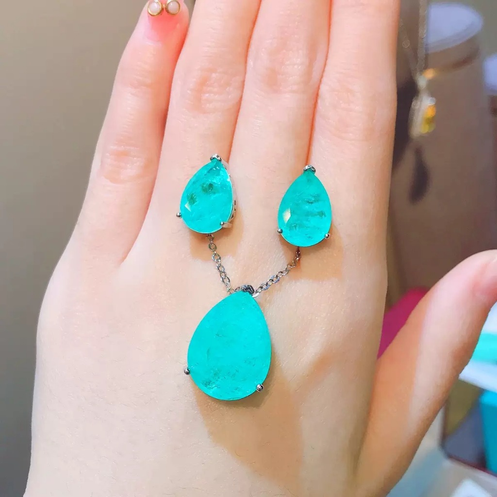 จี้ต่างหูสตั๊ดรูปลูกแพร์ Paraiba แบบเรียบง่าย