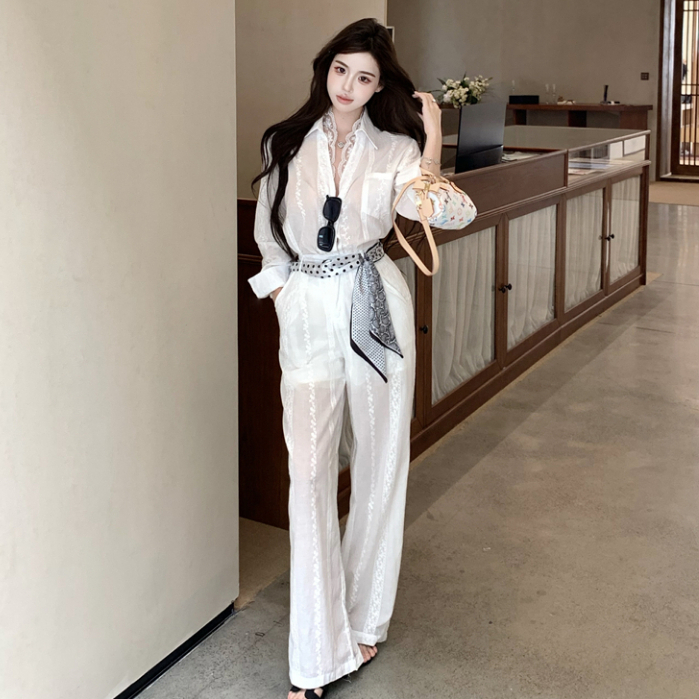 เวอร์ชั่นเกาหลีฤดูร้อนใหม่สินค้าท่องเที่ยววันหยุด ปิด-สีขาวแฟชั่นสูทผู้หญิงหลวมครีมกันแดดแขนยาวเสื้อลูกไม้ + เอวสูงกางเกงตรงสอง @