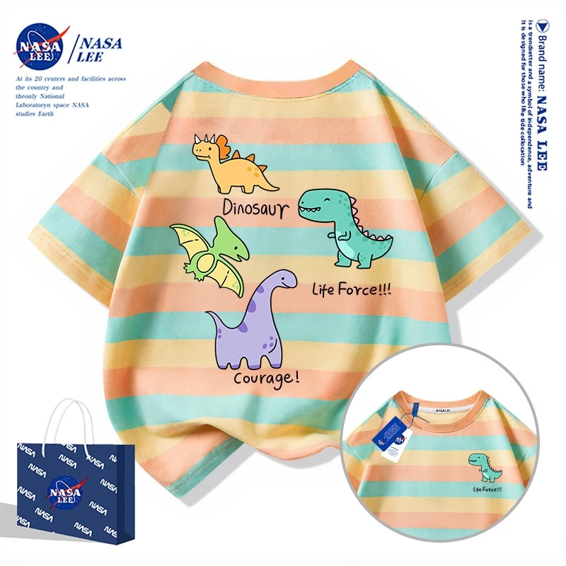 【ส่งเร็ว 48 ชั่วโมง】เสื้อยืดเด็ก NASA ผ้าฝ้ายนุ่ม ลายโลกไดโนเสาร์ ระบายอากาศดี สไตล์ไทย
