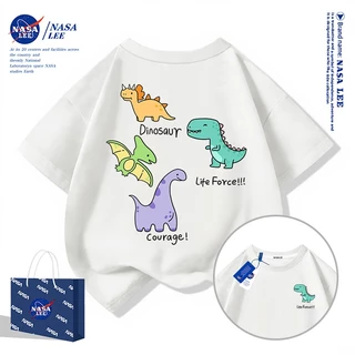【ส่งเร็ว 48 ชั่วโมง】เสื้อยืดเด็ก NASA ผ้าฝ้ายนุ่ม ลายโลกไดโนเสาร์ ระบายอากาศดี สไตล์ไทย