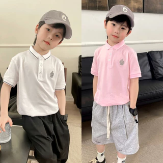 【จัดส่งจากประเทศไทย】เสื้อโปโลแขนสั้นสไตล์เกาหลีสำหรับเด็กผู้ชาย เหมาะสำหรับทุกโอกาส ดีไซน์ทรงพอดีตัว ใส่สบาย