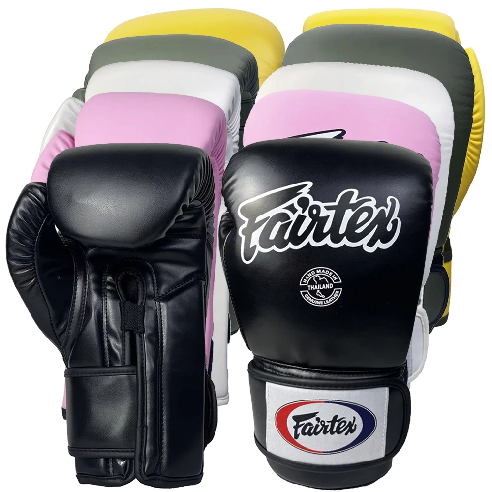 ถุงมือชกมวย PU Leather สำหรับKarate, Taekwondo และMuay Thai พร้อมใช้งานในการฝึก