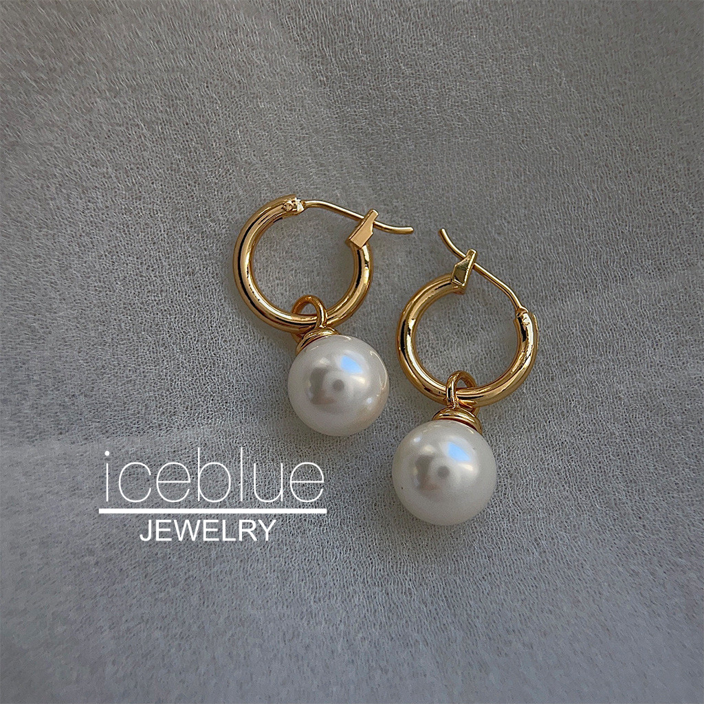 【iceblue】ต่างหูแฟชั่นผู้หญิง ไข่มุกทรงกลมสมบูรณ์แบบ 14K ทองชุบ สแตนเลสไทเทเนียม กันน้ำไม่หมอง E71
