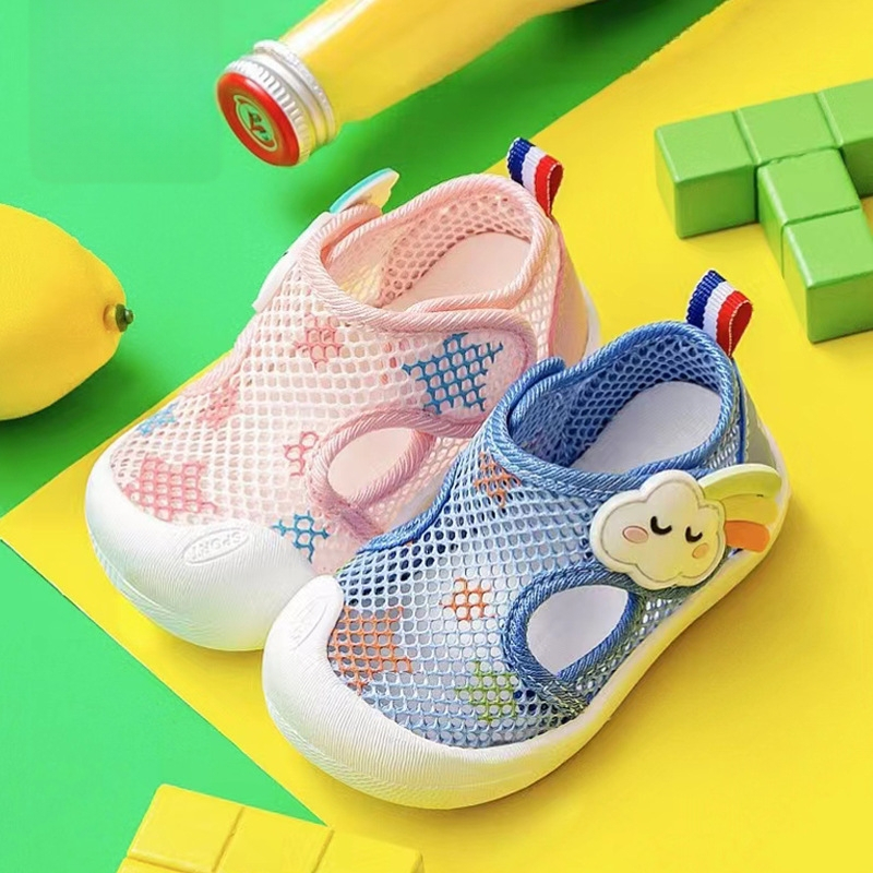 Cheerful Mario 0-24 เดือน ซุปเปอร์ไลท์ รองเท้าตาข่ายแรกเกิด นองเท้าเด็ก นิ่ม ระบายอากาศ รองเท้ารัดส้นหัดเดิน ฤดูร้อน แตะเด็กหัดเดิน สวยๆ