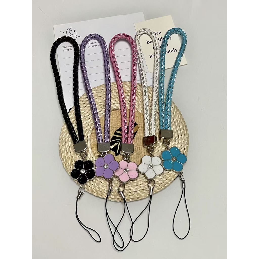 สายโทรศัพท์ลายดอกไม้สวยมาก พวงกุญแจ เครื่องประดับ หนังสั้น ลายดอกไม้ สีสันสดใส แฟชั่นสําหรับผู้หญิง มีให้เลือก 12 สี