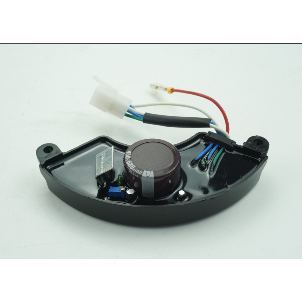 AVR 8KW เครื่องปรับแรงดันไฟฟ้า Auto - สำหรับเครื่องกําเนิดเบนซิน Honda/Yamaha 8KW ป้องกันแรงดันเกิน