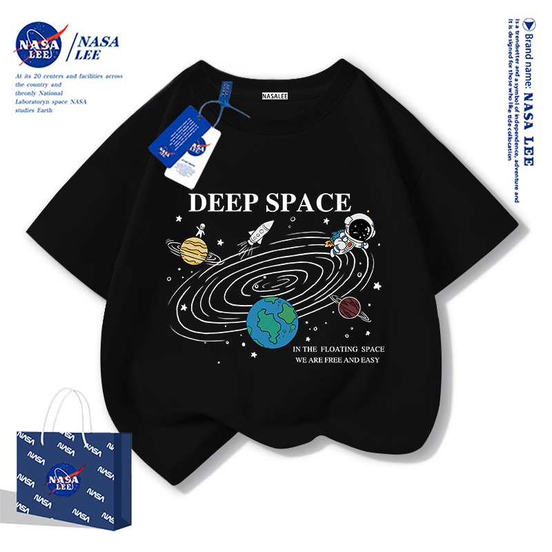 【ส่งเร็ว 48 ชั่วโมง】เสื้อยืดเด็ก NASA ผ้าฝ้ายนุ่ม ลายนักบินอวกาศเร่ร่อน ระบายอากาศดี สไตล์ไทย