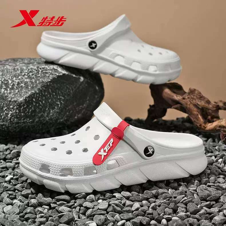 Xtep Baotou อัพเกรดรองเท้าแตะผู้ชายรองเท้าชายหาดรองเท้าแตะกันลื่น