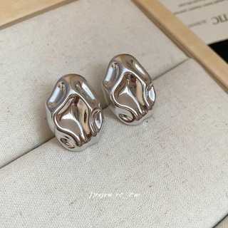 ต่างหูสตั๊ดสี่เหลี่ยมและรูปไข่ ออกแบบเฉพาะสำหรับยุโรปและอเมริกา ประณีตด้วยโลหะคุณภาพสูง