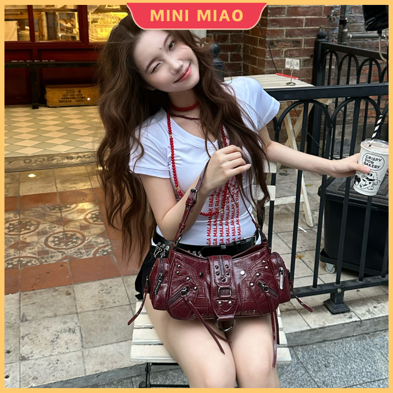 กระเป๋าหนังขัดมันสะพายเฉียงเกาหลี Y2K Hot Girl สะพายคู่+เดี่ยว  ปรับระดับได้  ดำ แดง