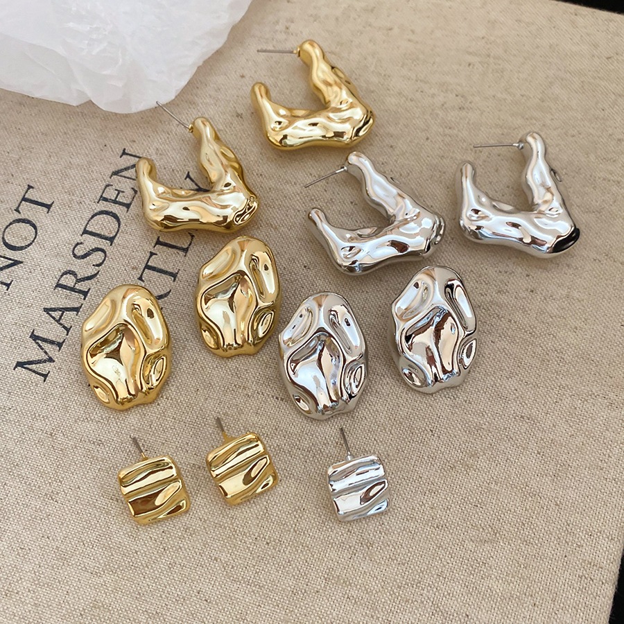 Electroplated อะคริลิคไม่สม่ําเสมอต่างหูสตั๊ดเรขาคณิต Niche แฟชั่นเครื่องประดับงบ