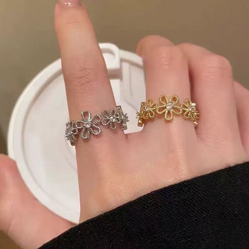 Retro Hollow Lace Flower Ring Niche Design Unique Index Finger Ring Ring