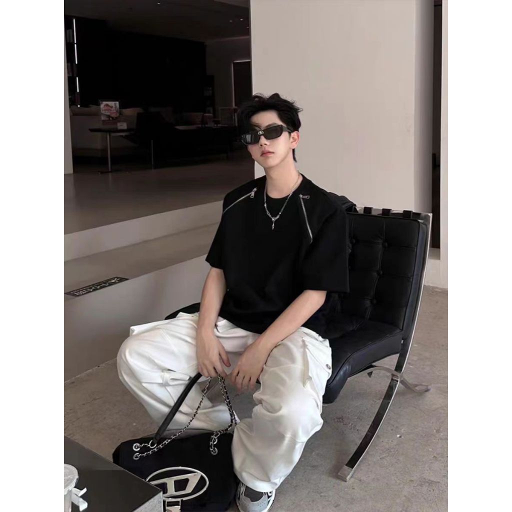 TLHGQ ดีไซน์ซิปหนังกลับย้อนยุคอเมริกันสําหรับผู้ชายพร้อมแขนสั้น เสื้อคอกลมคู่รักเฉพาะกลุ่ม