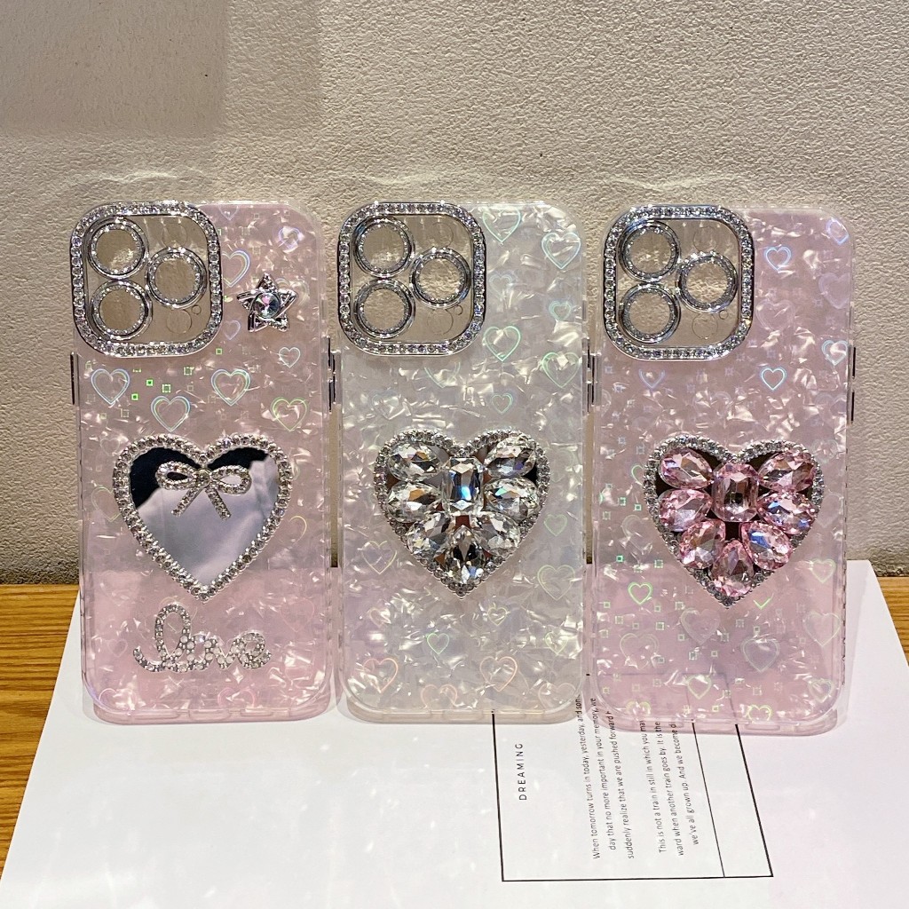 ใหม่ฟิล์มเลนส์เพชรในตัว 3D Diamond Love Heart Pattern IMD Phone Case, with Bracelet, For iPhone 14, 15, 16, 17 Series