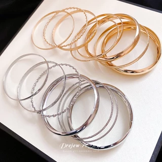 สร้อยข้อมือโลหะลวดลายเงางาม สไตล์เซ็ต 8 ชิ้น สำหรับสวมใส่งานหลากหลายโอกาส ดีไซน์เฉพาะตัว