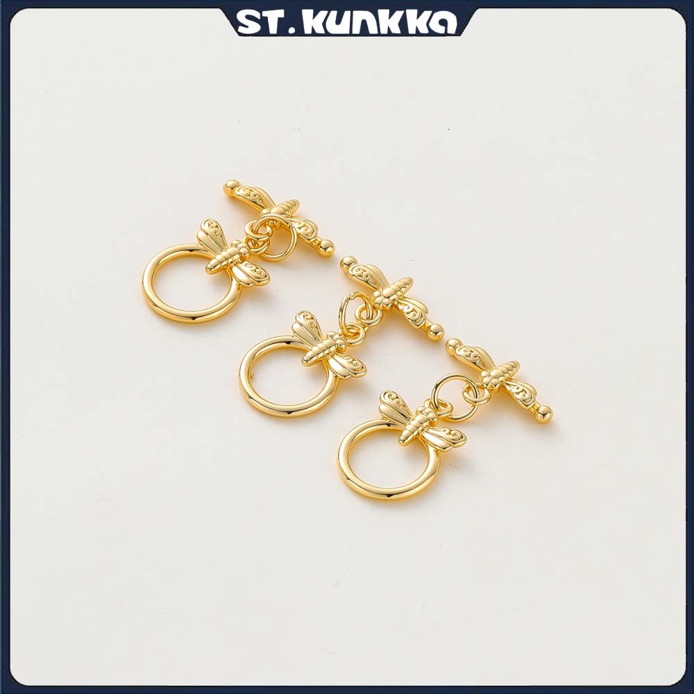 ชุดเครื่องประดับ St. Kunkka 4 ชิ้น สร้อยข้อมือและสร้อยคอดีไซน์สวยงามพร้อมหัวเข็มขัด Non-Allergic 18K