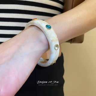 สร้อยข้อมือออกแบบเรขาคณิตหรูหรา จากยุโรปและอเมริกา สวมใส่ง่ายและสวยงาม