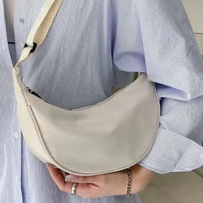 【จัดส่งจากประเทศไทย】🌼พร้อมส่ง🌼 กระเป๋าคาดเอว ผ้ากันน้ํา ความจุขนาดใหญ่ สไตล์นี้สุดเท่