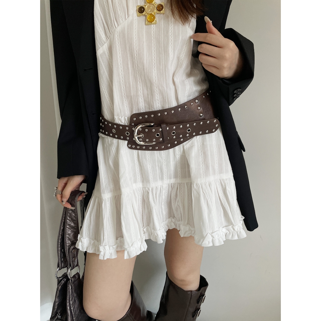 เข็มขัดกว้างทรงเรโทรปังก์ ออกแบบเฉพาะตัว เหมาะสำหรับผู้หญิง สามารถแมッチได้กับกระโปรงและยีนส์