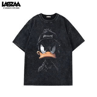 【จัดส่งตลอด 24 ชั่วโมง】เสื้อยืดผู้ชาย สไตล์อเมริกันสตรีท ผ้าฝ้าย ทรงหลวม ลายการ์ตูนเท่ ระบายอากาศ ใส่สบาย YG757