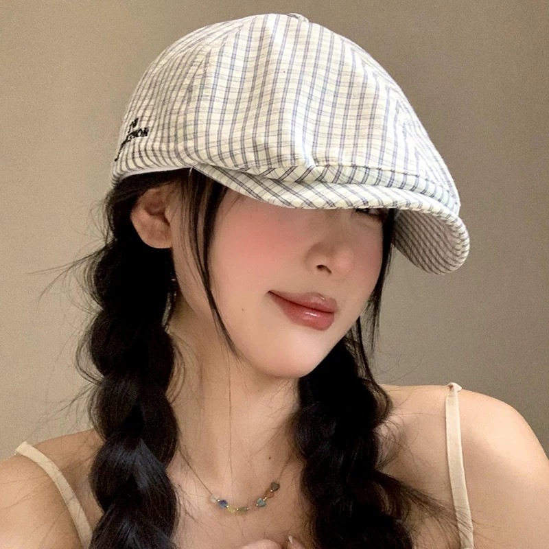 หมวกเบเร่ต์ปักลายตัวอักษรและลายสก๊อต สไตล์ย้อนยุคสำหรับผู้หญิง