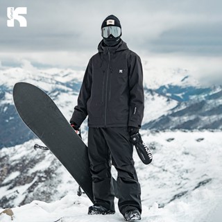 ชุดสูทสกีสำหรับทั้งผู้หญิงและผู้ชาย พร้อมแจ็คเก็ตและกางเกงหิ…