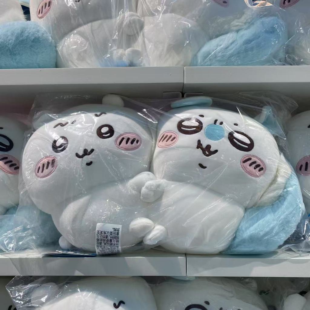 Mini miniso chikawa Summer Series Double Hug Doll chikawa & momonga