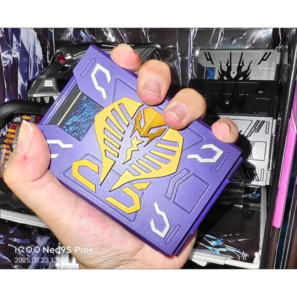 กล่องการ์ด Yoshino กล่องการ์ด Kamen Rider ในประเทศ Night Rider Dragon Tooth King กล่องการ์ดงูกล่องกา