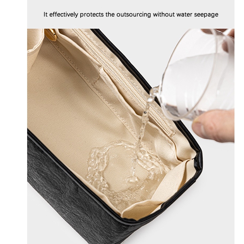 Keepall 35 กระเป๋าสะพายข้างพร้อม organizer และ liner เบาและทนทาน เหมาะสำหรับการใช้งานทั่วไปและการเดินทาง ราคา ถูกที่สุด ดีลบีเคเค แกลเลอรีภาพที่ 7