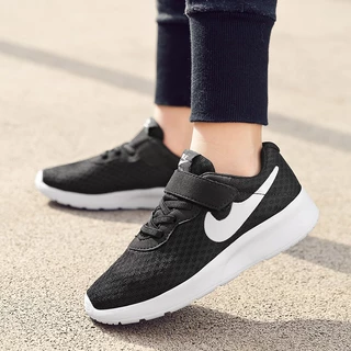 Size 28-40 รองเท้าวิ่งเด็ก รองเท้ากีฬาแฟชั่น รองเท้าผ้าใบตาข่ายระบายอากาศน้ำหนักเบา สำหรับเด็กชายและเด็กหญิง