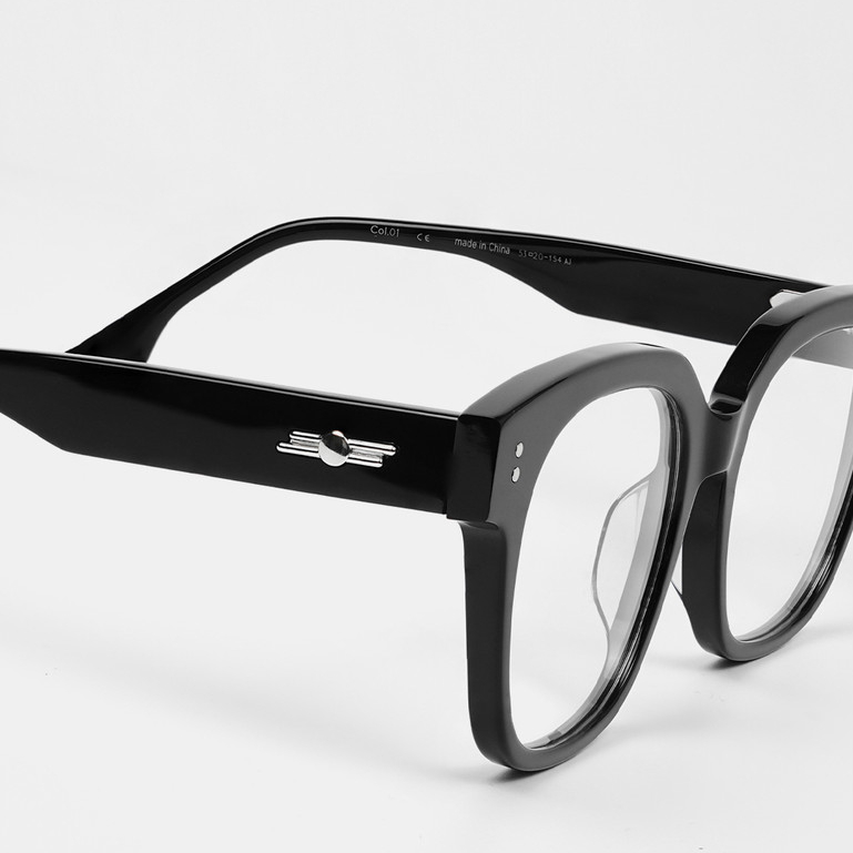 Una.C N 01 Acetate แว่นกันแดด Square Frame เลนส์ไนลอนไล่ระดับสีสีส้ม [3001]